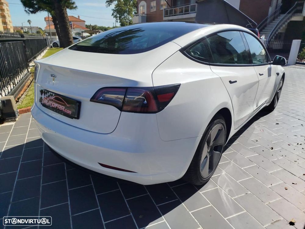 Tesla Model 3 Long Range Tração Traseira - 14