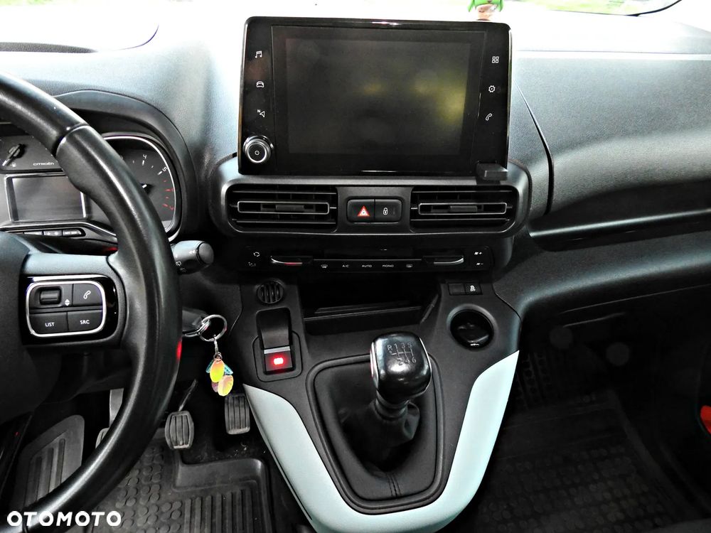 Citroën Berlingo XL 1.2 PureTech Feel S&S (7-os.) - 26