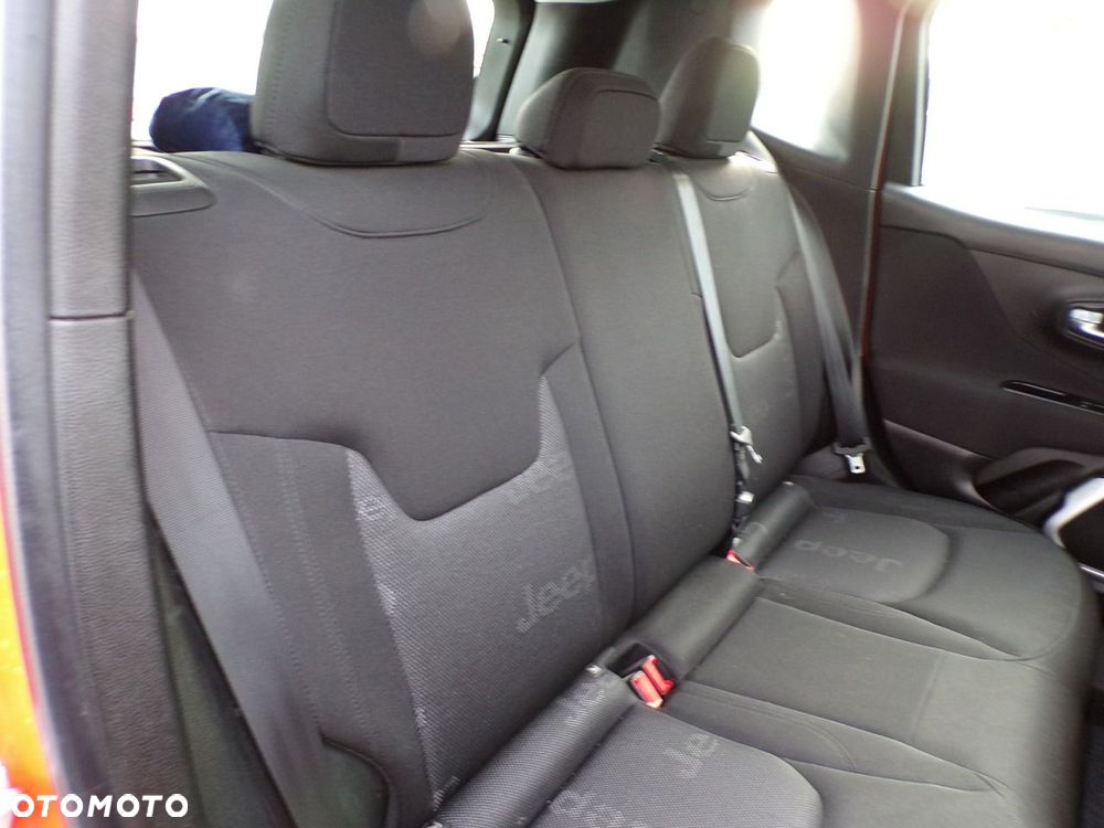 Jeep Renegade - 29
