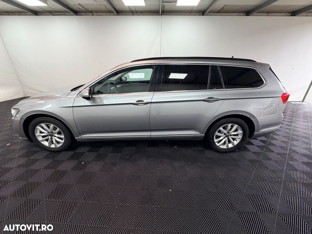 Volkswagen Passat 2.0 TDI DSG Comfortline - 10