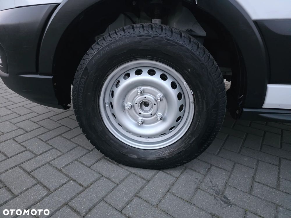 Ford Transit - 24