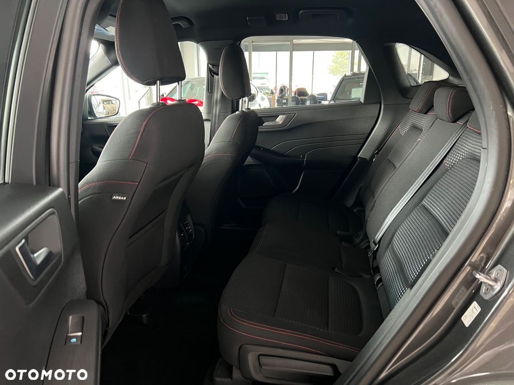 Ford Kuga 1.5 EcoBoost FWD ST-Line - 36
