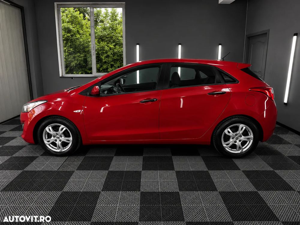 Hyundai i30 1.4MPi Comfort - 10