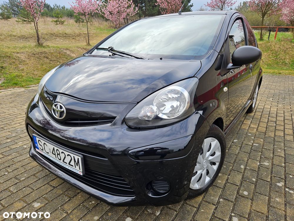 Toyota Auris 1.33 VVT-i Luna - 1