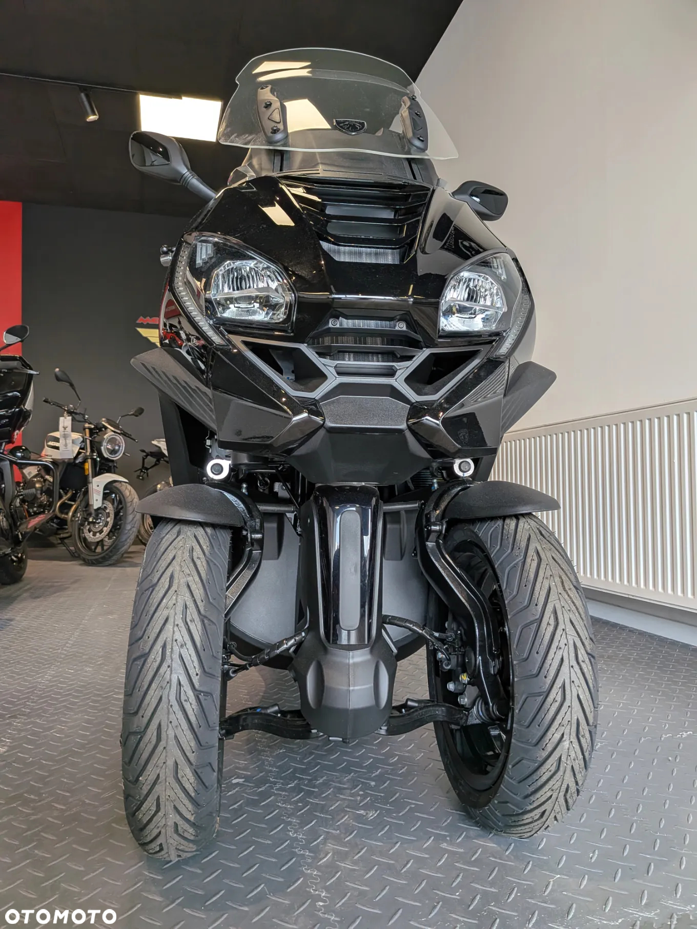 Peugeot Metropolis - 3