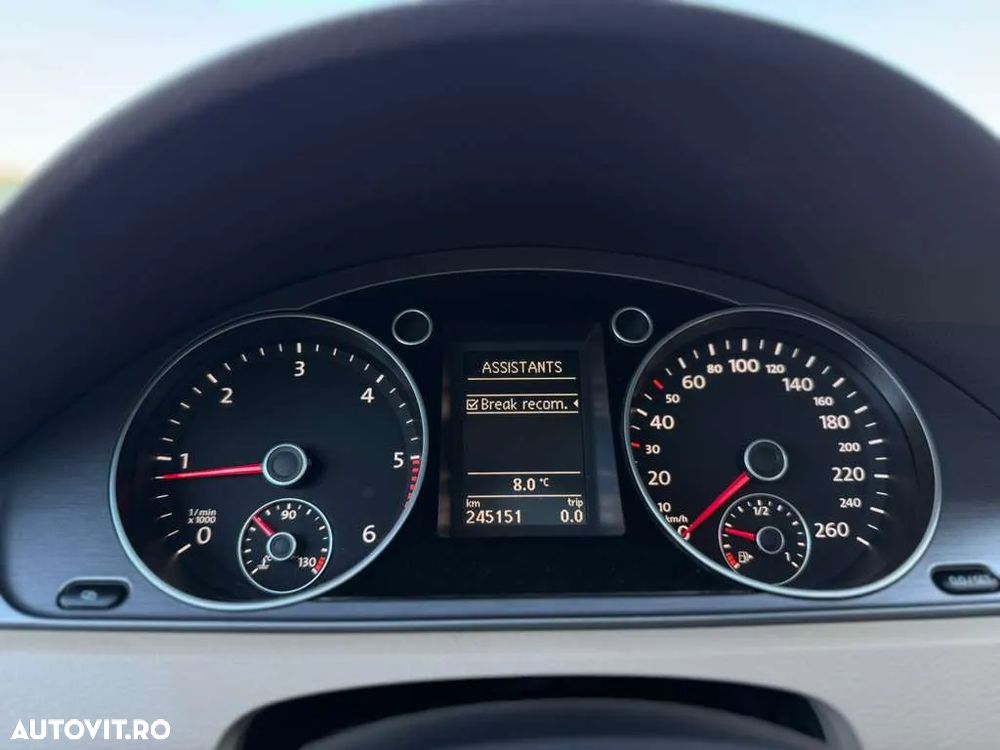 Volkswagen Passat Variant 2.0 TDI 4Motion BlueMotion Technology Comfortline DSG - 12