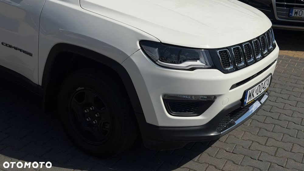 Jeep Compass - 10