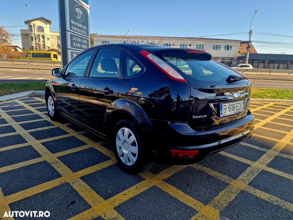 Ford Focus 1.6 TDCi Ambiente - 3