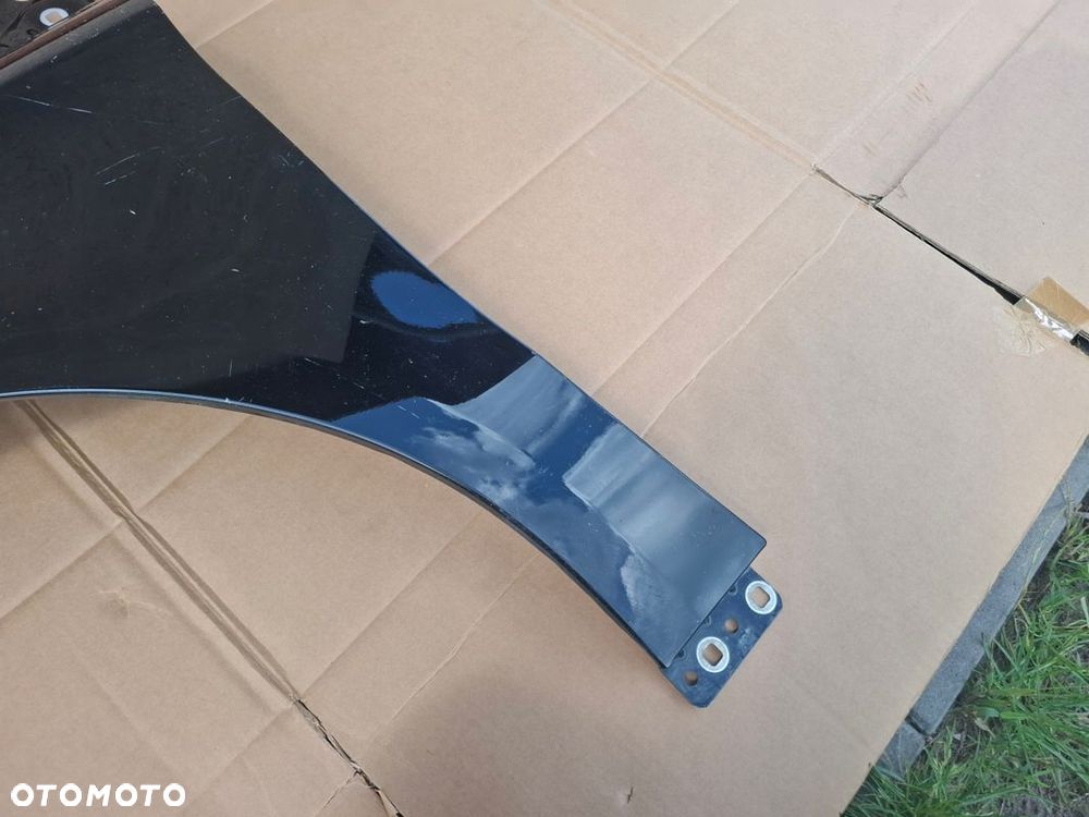 BŁOTNIK PRZEDNI MERCEDES B KLASA W246 246 ORYGINAŁ