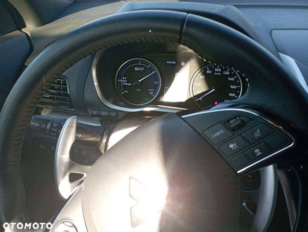 Mitsubishi Eclipse Cross 2.4 PHEV Instyle Plus - 16