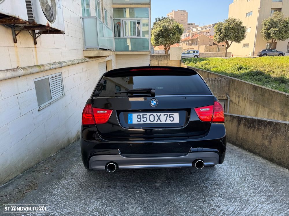 BMW 318 2010 photo 3