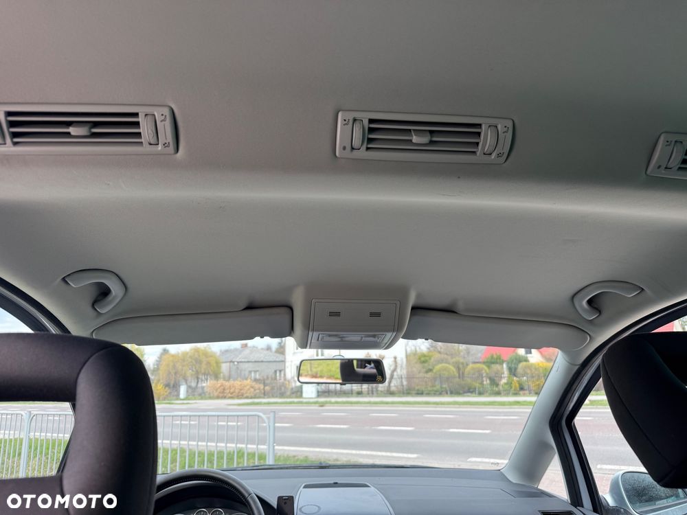 Volkswagen Sharan 1.8 5V Turbo Sportline - 17