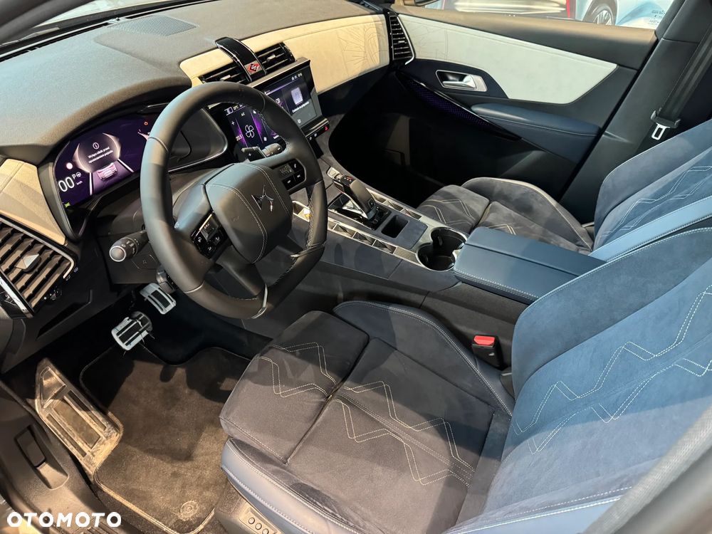 DS Automobiles DS 7 - 20