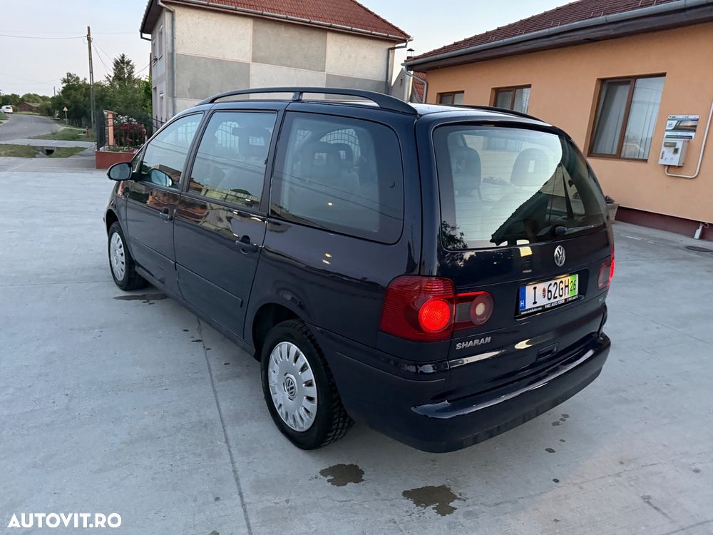 Volkswagen Sharan 1.9 TDI United II - 32