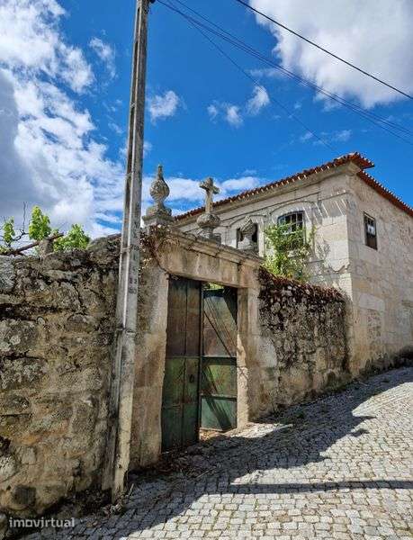 Alugo casa centenária - Grande imagem: 2/5