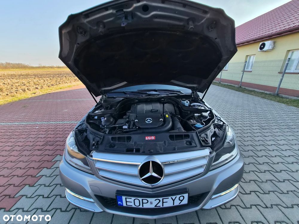 Mercedes-Benz Klasa C 180 BlueEFFICIENCY Avantgarde - 22