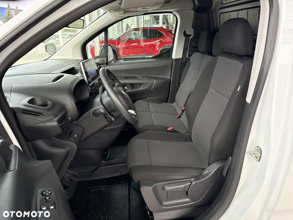 Toyota Proace City - 14