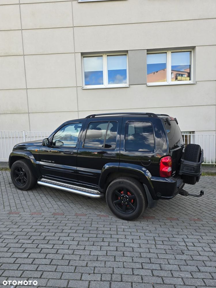 Jeep Cherokee 3.7L Limited - 28