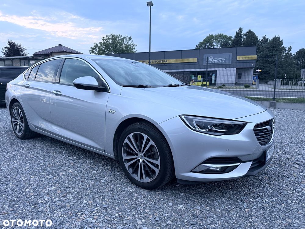 Opel Insignia - 12