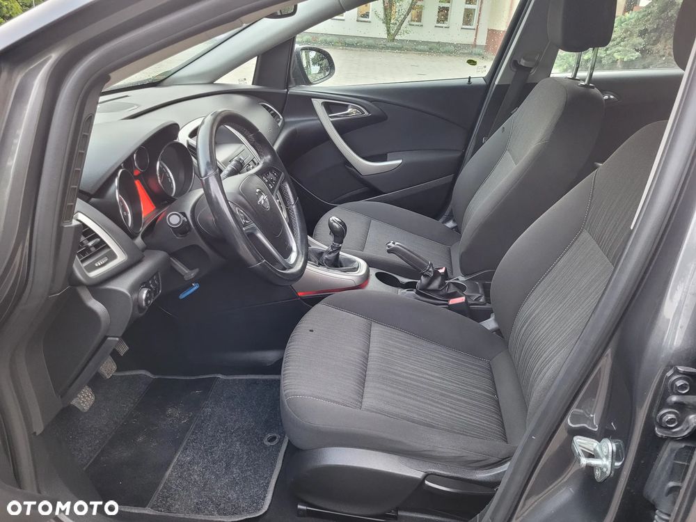 Opel Astra 1.6 Innovation - 9