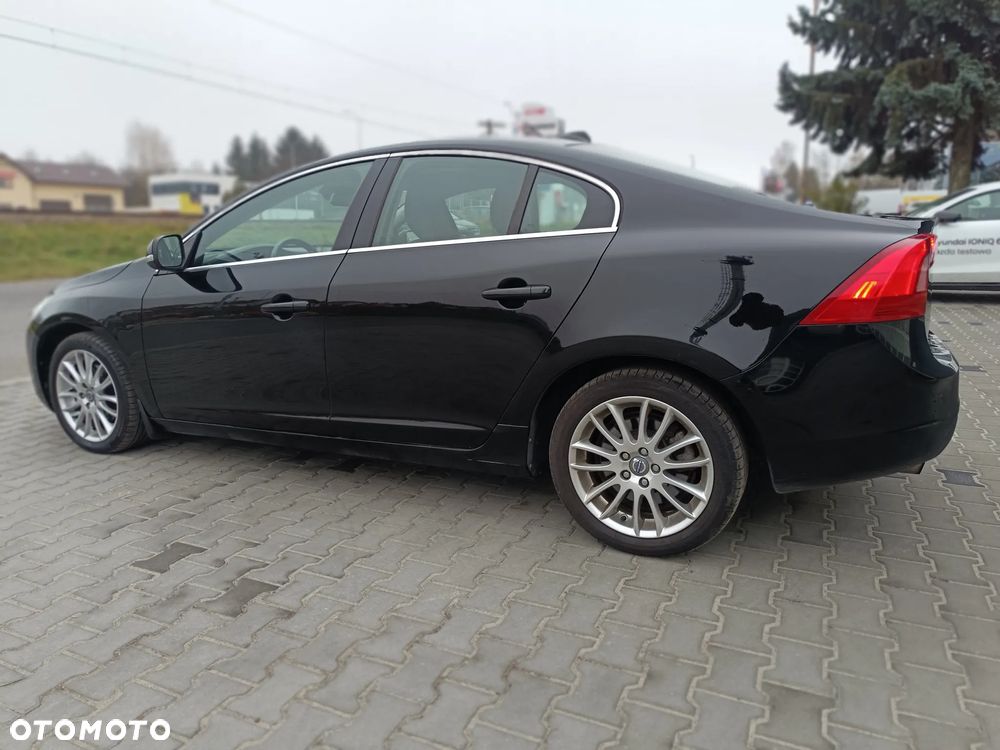 Volvo S60 D3 Geartronic Momentum - 15