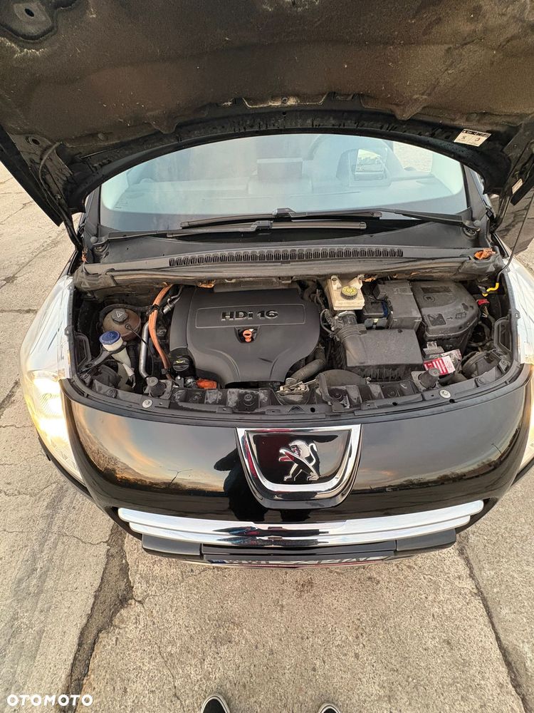 Peugeot 3008 - 8