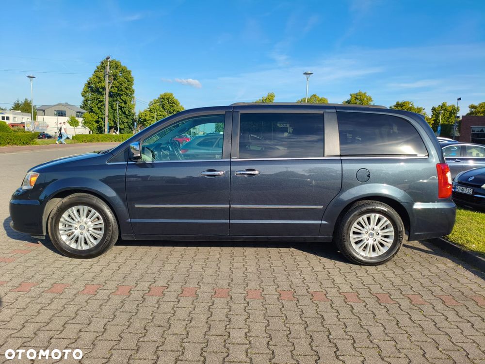 Lancia Voyager - 4