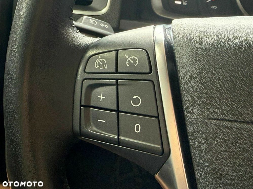 Volvo V60 T5 Drive-E Kinetic - 16