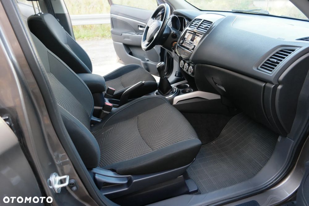 Mitsubishi ASX - 27