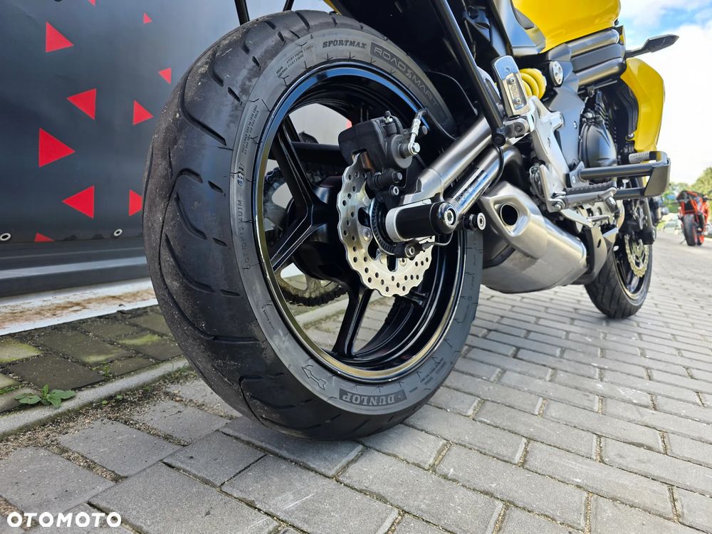 Kawasaki ER - 20