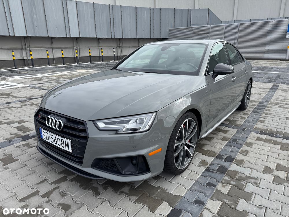 Audi S4 Limousine - 1