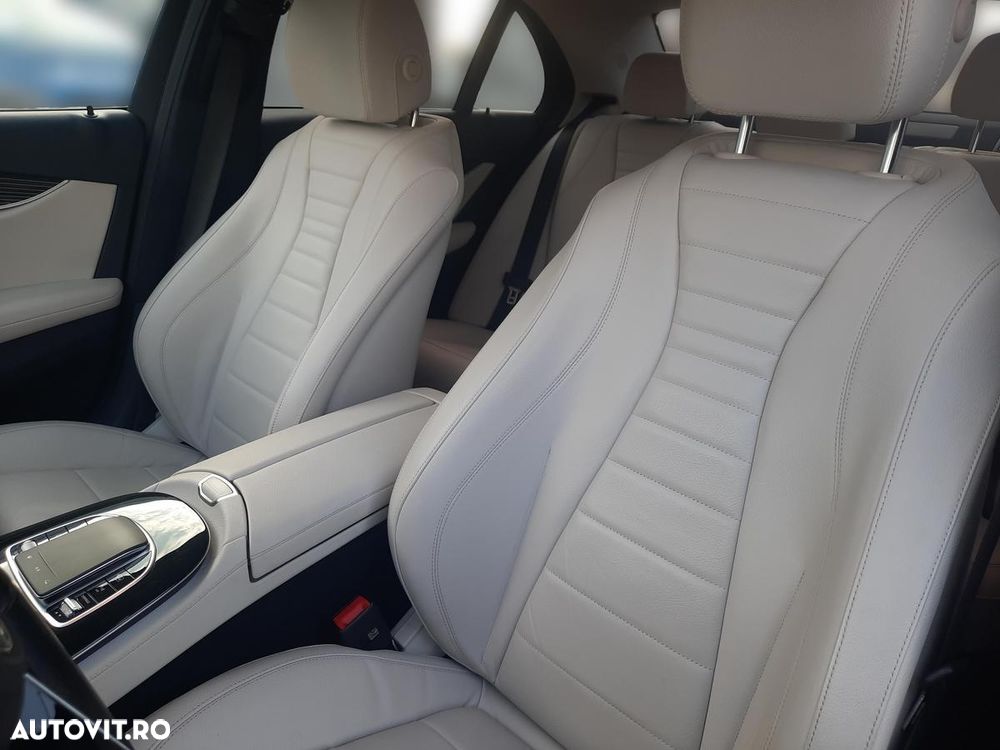 Mercedes-Benz E - 13