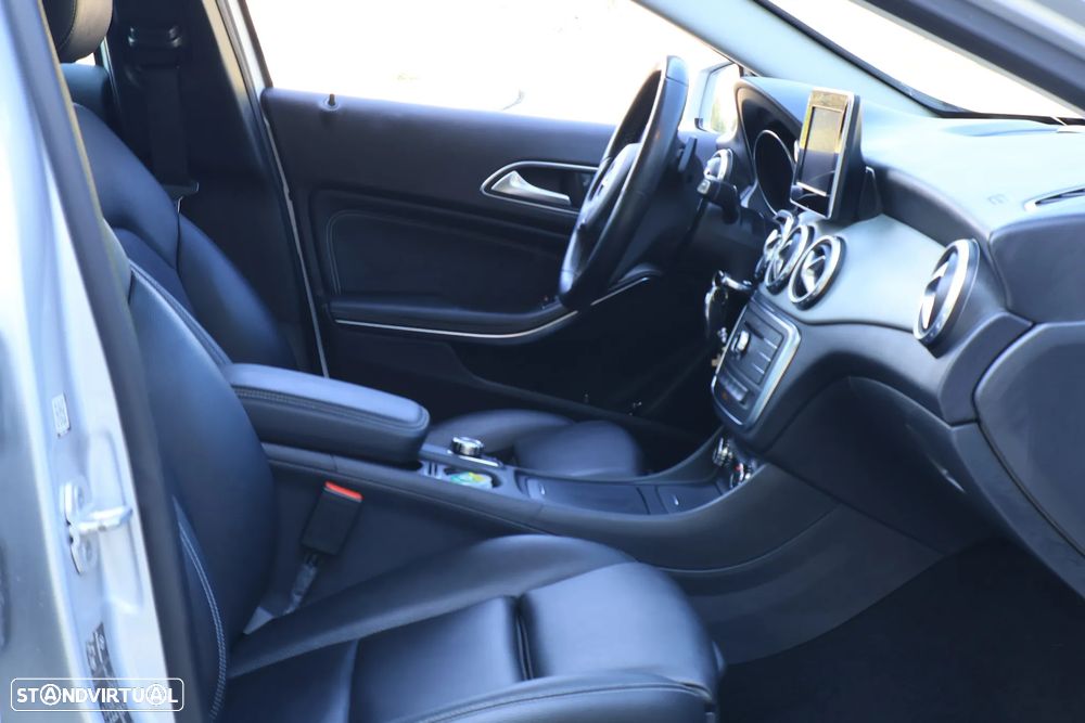 Mercedes-Benz GLA 200 - 6
