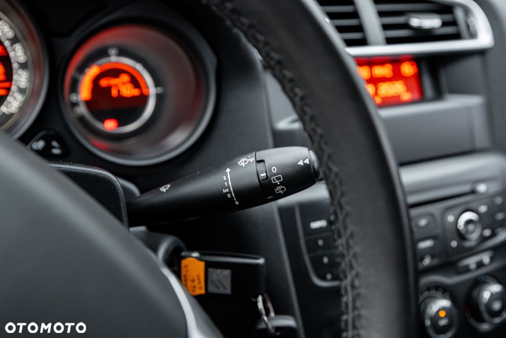 Citroën C4 e-HDi 110 Selection - 32