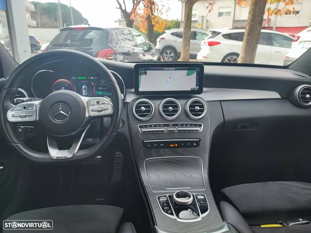 Mercedes-Benz C 300 de AMG Line - 21