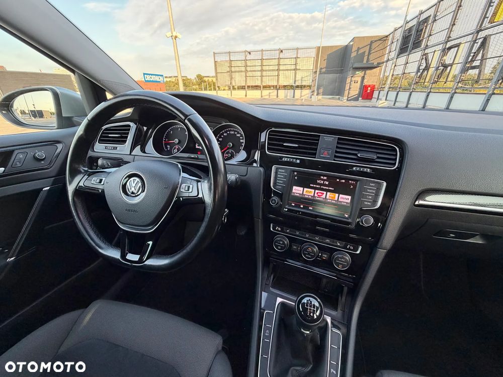 Volkswagen Golf 2.0 TDI (BlueMotion Technology) Highline - 13
