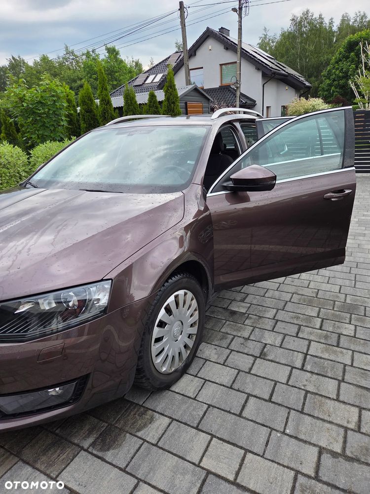 Skoda Octavia 1.4 TSI Ambition - 28
