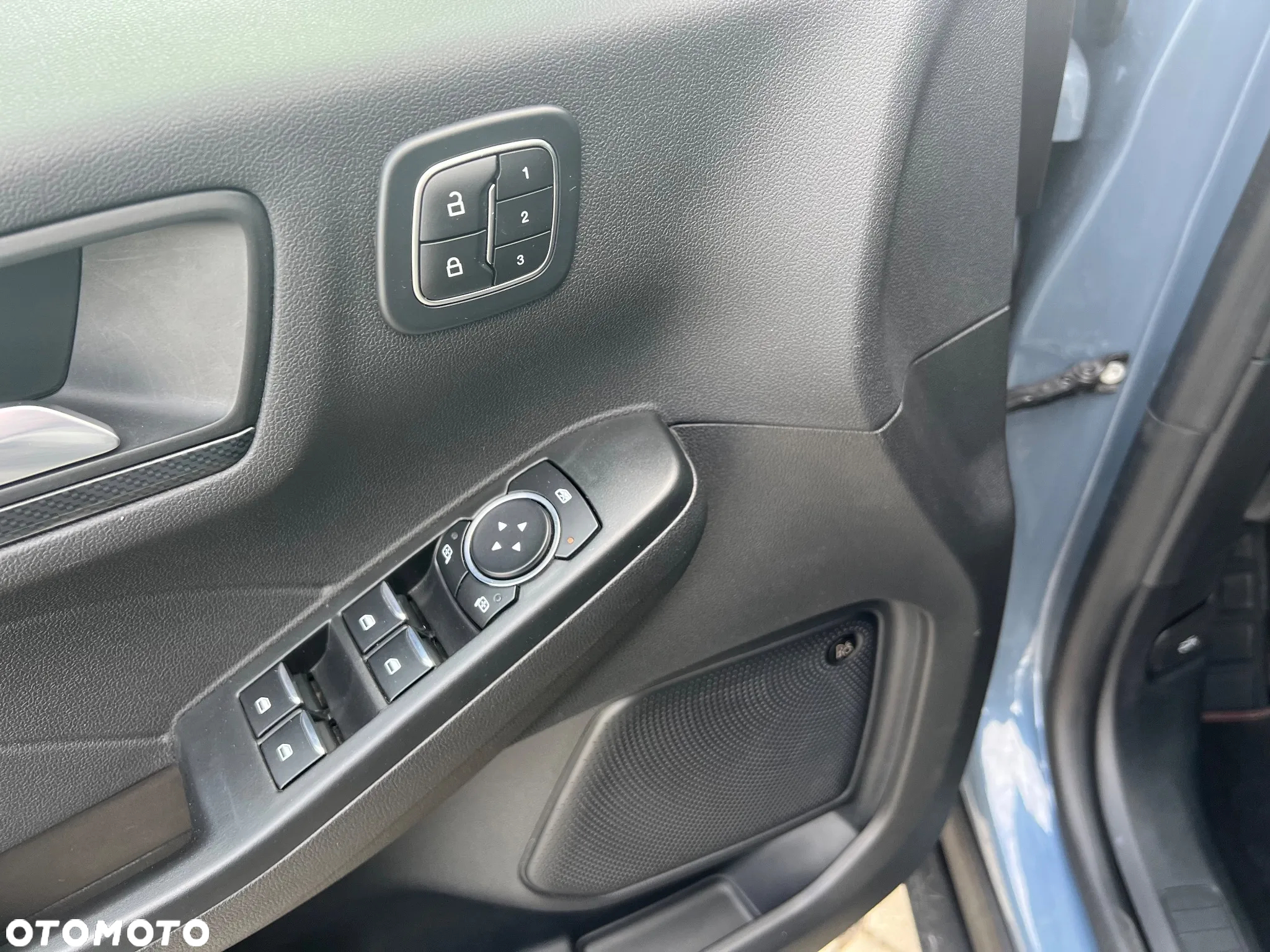 Ford Escape 2.0 EcoBoost AWD Titanium - 15