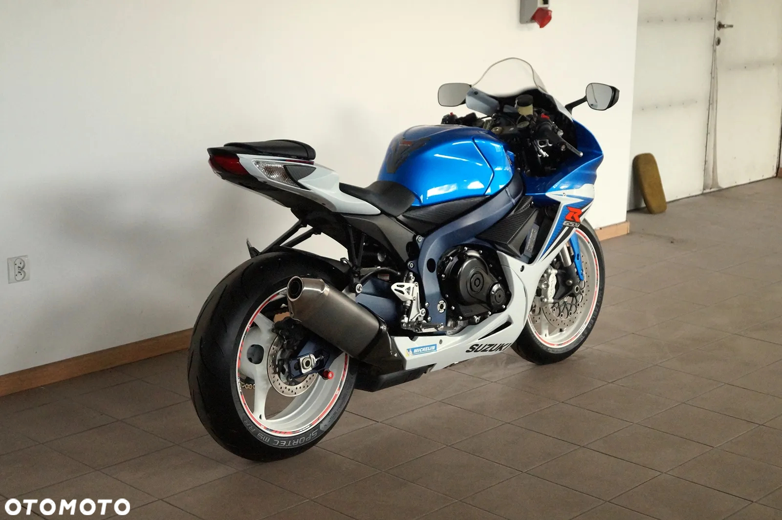 Suzuki GSX-R - 8