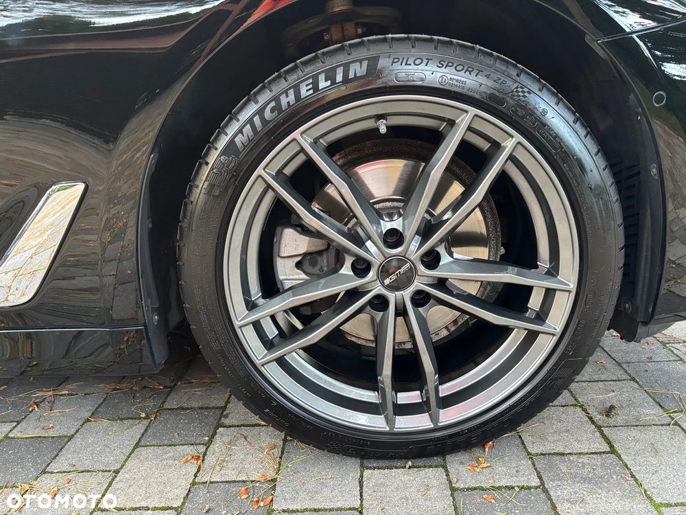 BMW Seria 5 518d Luxury Line - 10