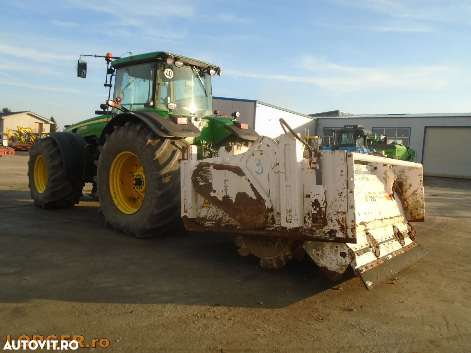 John Deere 8530 cu stabilizator de sol Wirtgen WS 250 - 3
