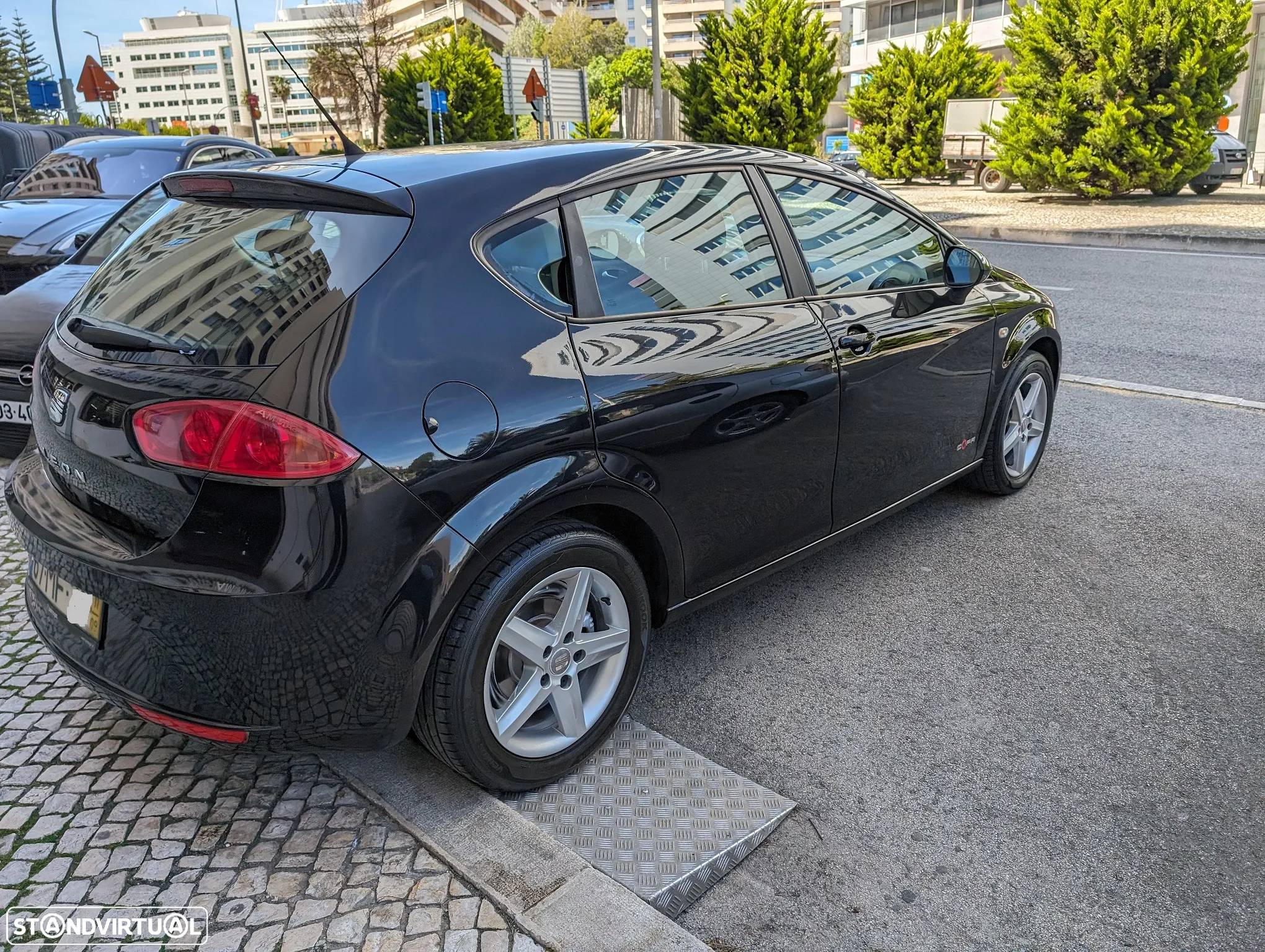 SEAT Leon 1.6 TDI Copa - 8
