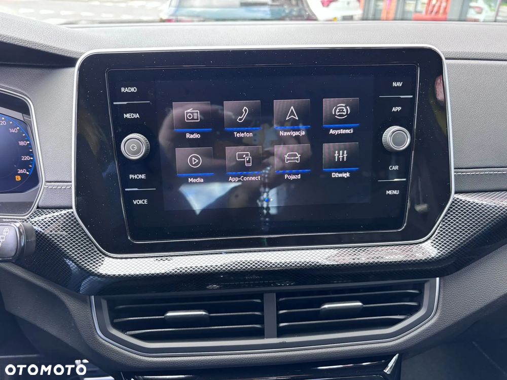 Volkswagen T-Cross 1.0 TSI R-Line Plus DSG - 17