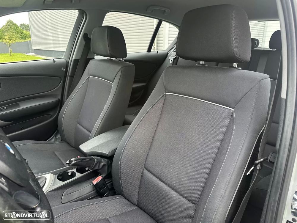 BMW 118 d Line Sport - 34