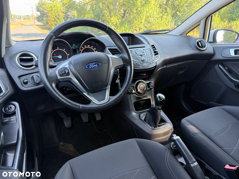 Ford Fiesta 1.5 TDCi St&St SYNC Edition - 23