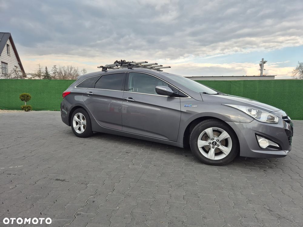 Hyundai i40 Kombi blue 1.7 CRDi Family+ - 1
