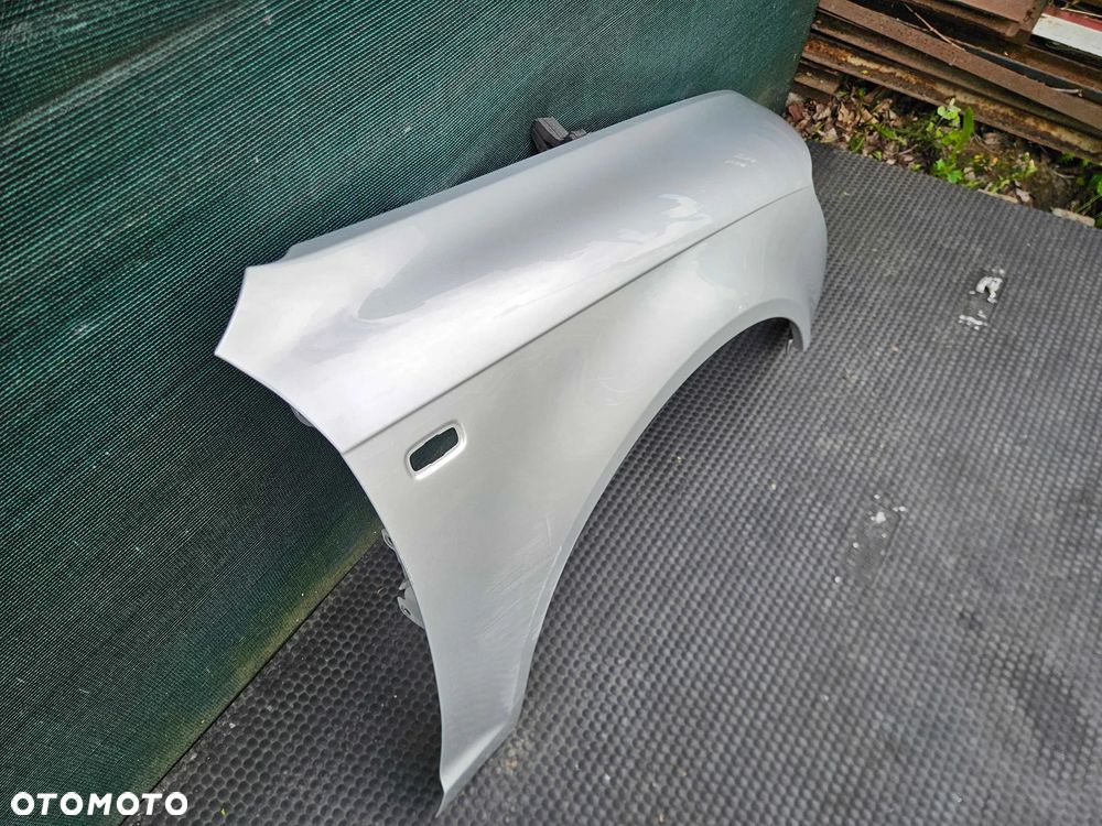 Błotnik Prawy Przod Przedni Srebrny Nadkole LY7W Audi A6 C6 Przed Lift - 6