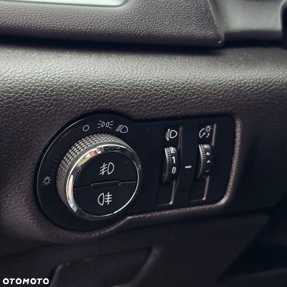 Opel Astra 1.4 Selection - 25