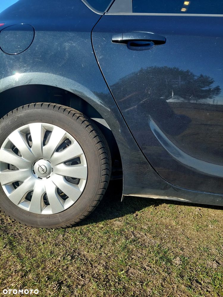 Opel Astra 1.7 CDTI DPF Cosmo - 7