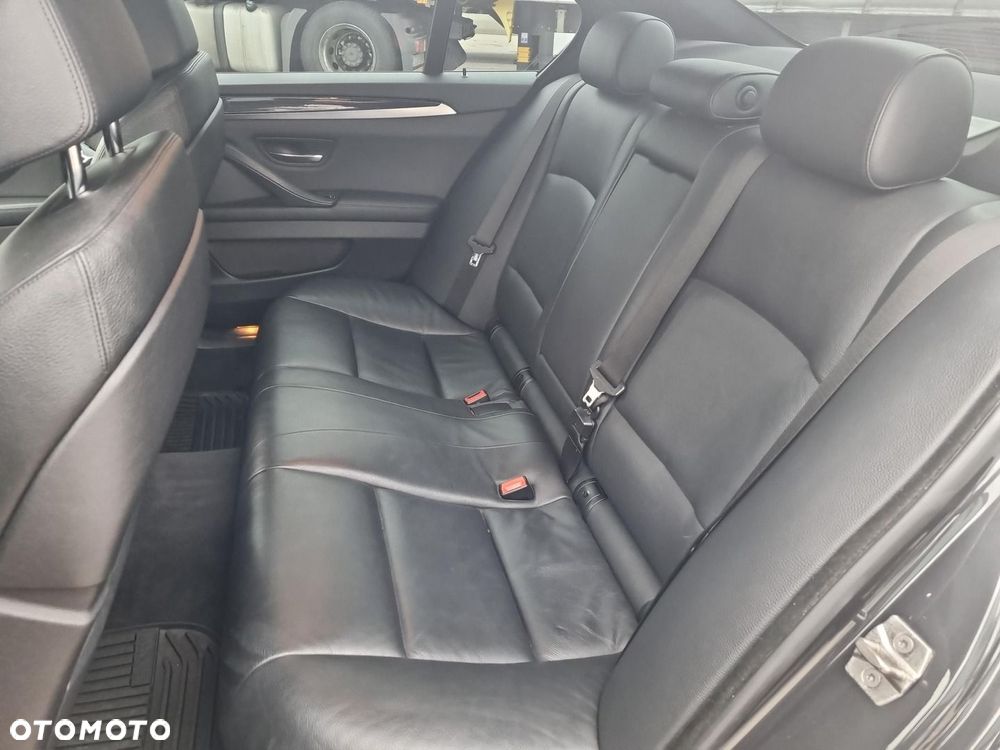 BMW Seria 5 - 13